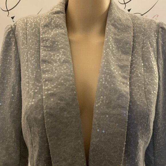 ELLE. Size 6. Shimmer Embellished Stretch Knit Hook Front Jacket. B59. - Picture 2 of 6